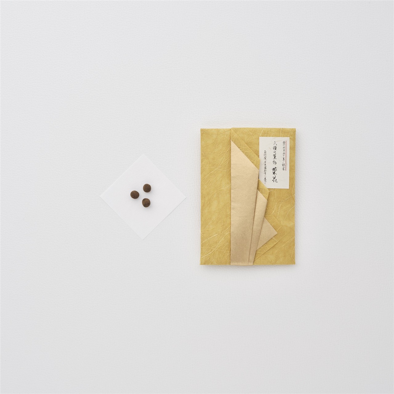 【香十450年記念商品】 六種の薫物　菊花（きっか）