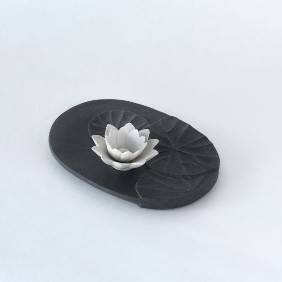 香皿デザインコンテスト2019受賞　香皿「Water Lily」